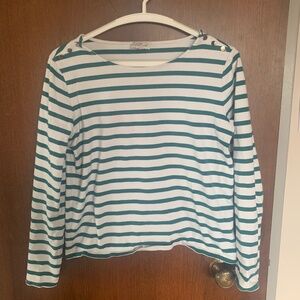 Cyrillus Paris long sleeved boatneck nautical shirt with gold buttons